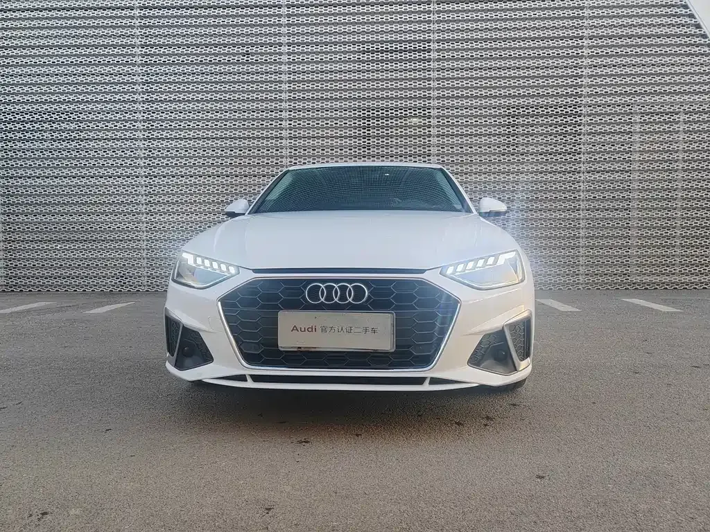 Audi A4L 2021 из CN, фото 7