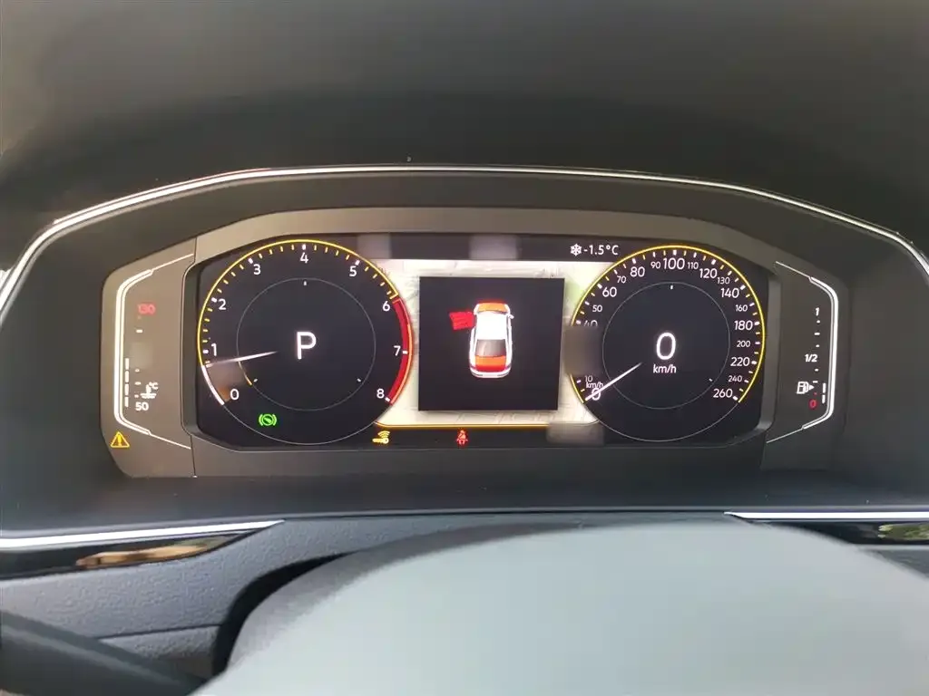 Volkswagen Magotan 2022 из CN, фото 3