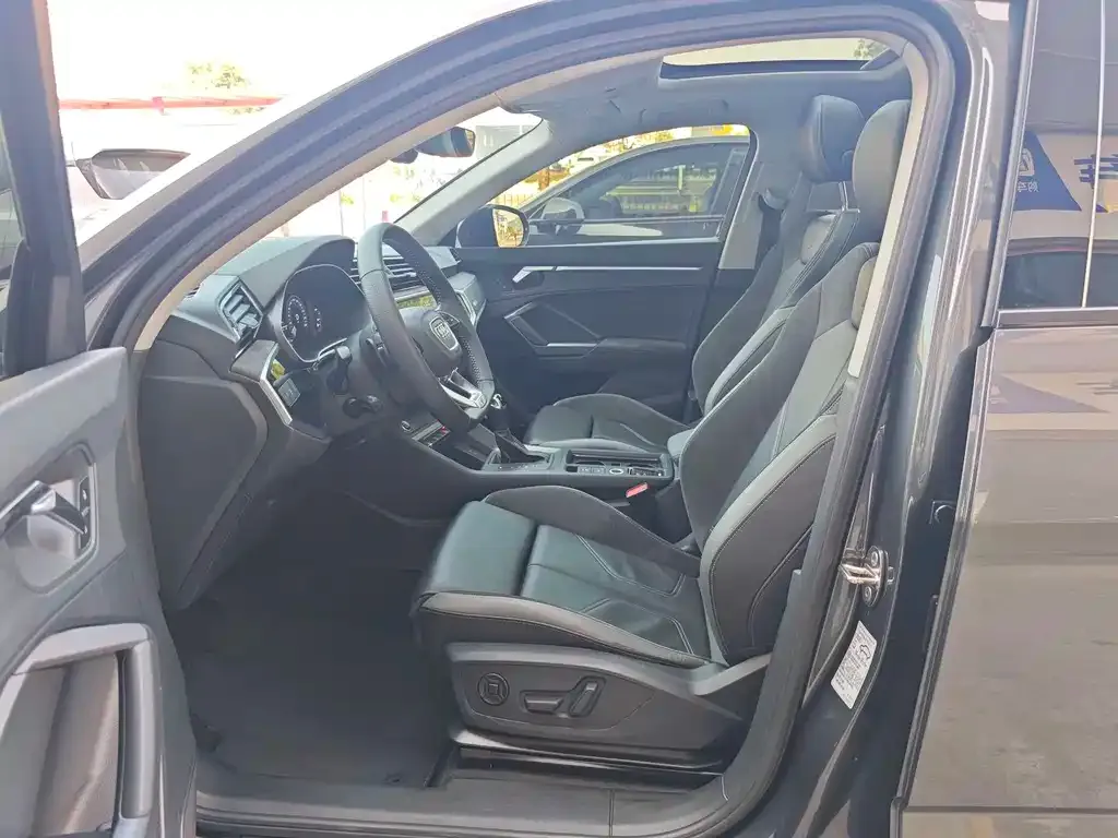Audi Q3 Sportback 2021 из CN, фото 7