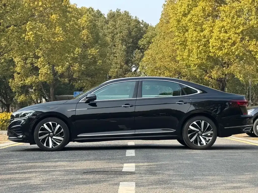 Volkswagen Passat — фото 5