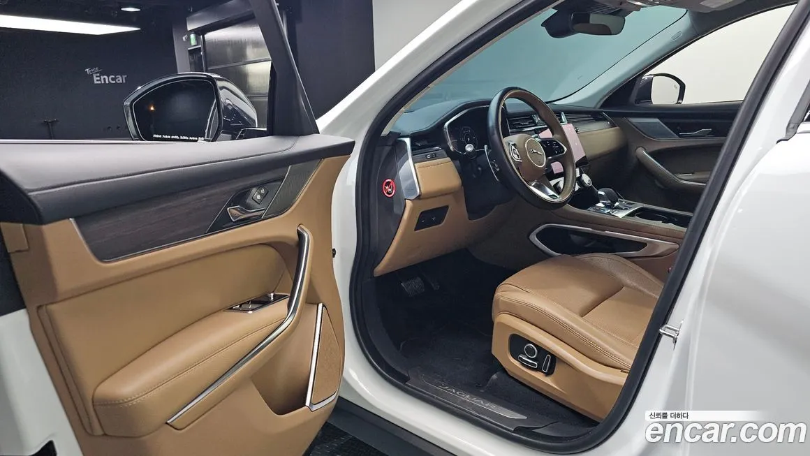 Jaguar F-PACE 2021 из KR, фото 10
