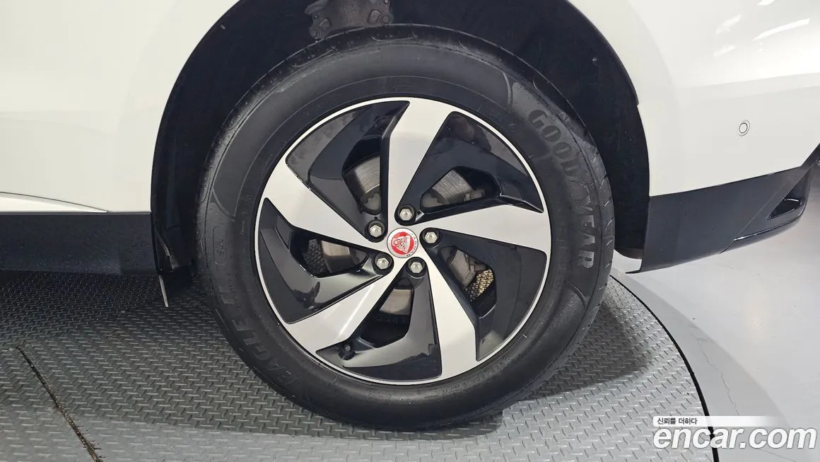 Jaguar F-PACE 2021 из KR, фото 7