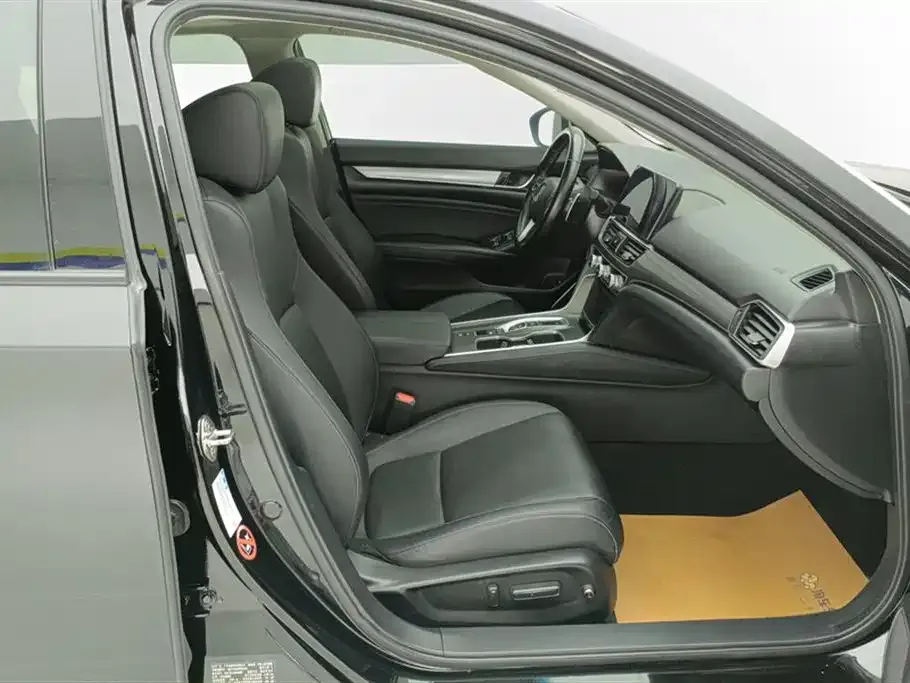 Honda Accord — фото 4