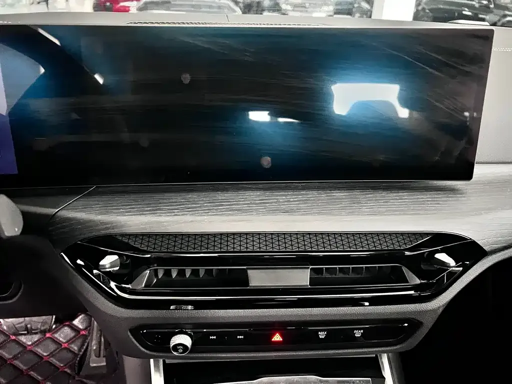 BMW 4 Series 2024 из CN, фото 8