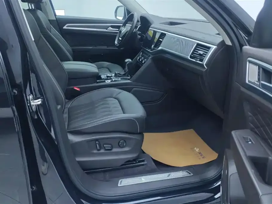 Volkswagen Teramont 2021 из CN, фото 10