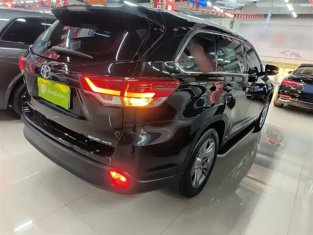 Toyota Highlander 2021 из CN, фото 9