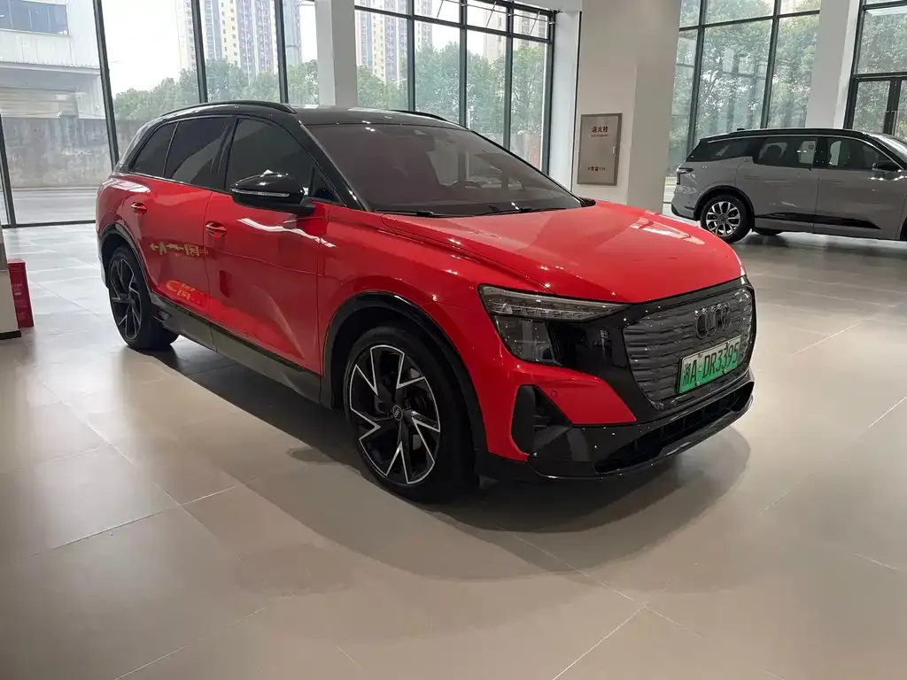Audi Q5 e-tron 2022 из CN, фото 2