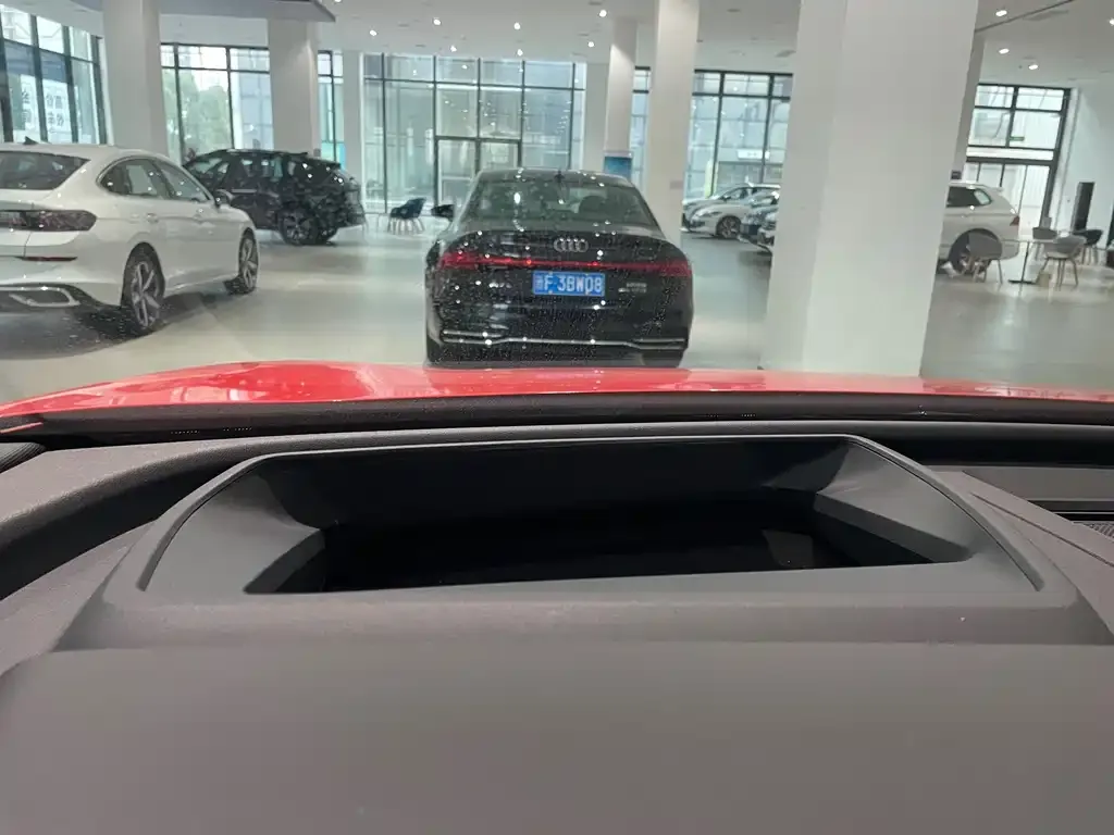 Audi Q5 e-tron 2022 из CN, фото 9