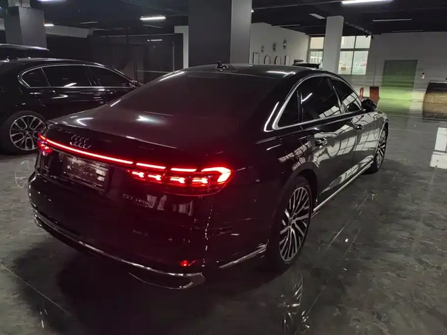 Audi A8 2024 из CN, фото 5