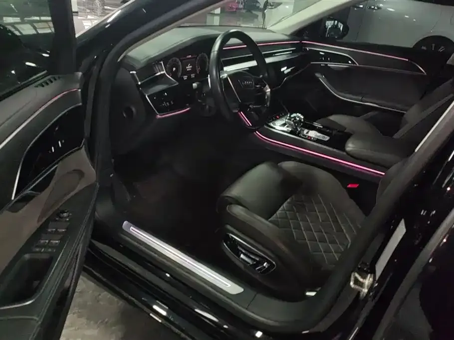 Audi A8 2024 из CN, фото 9