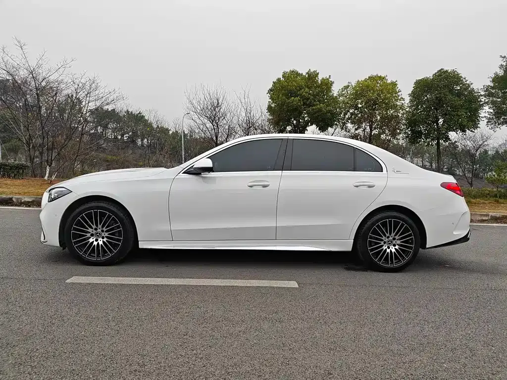 Mercedes-Benz C-Class 2025 из CN, фото 8