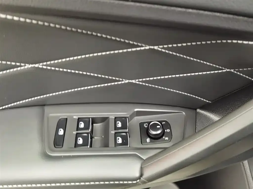 Volkswagen Tiguan L 2025 из CN, фото 3