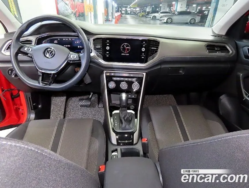 Volkswagen T-Roc 2021 из KR, фото 10