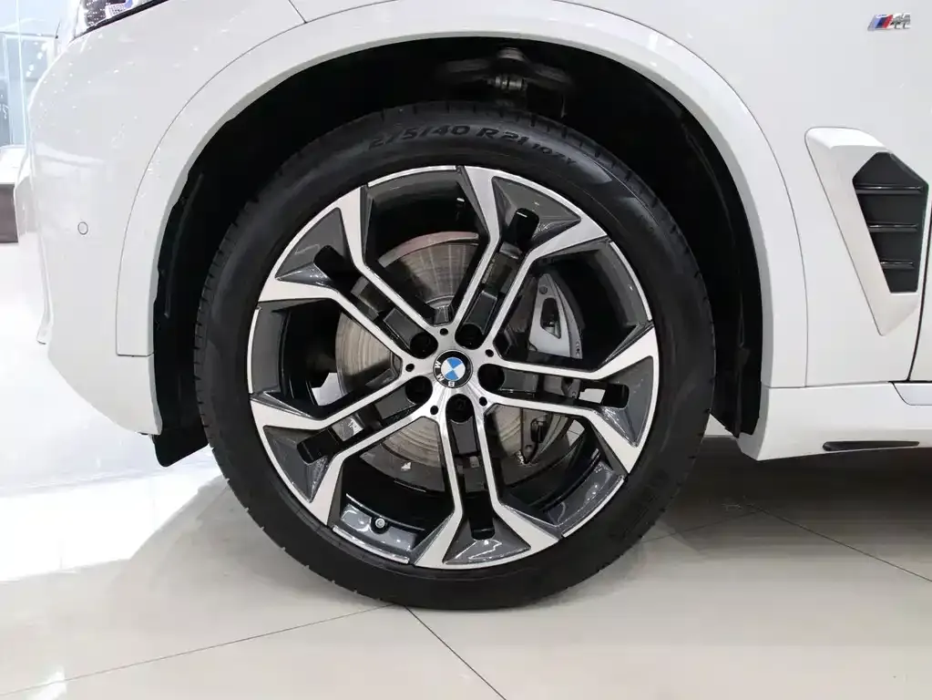 BMW X5 — фото 3