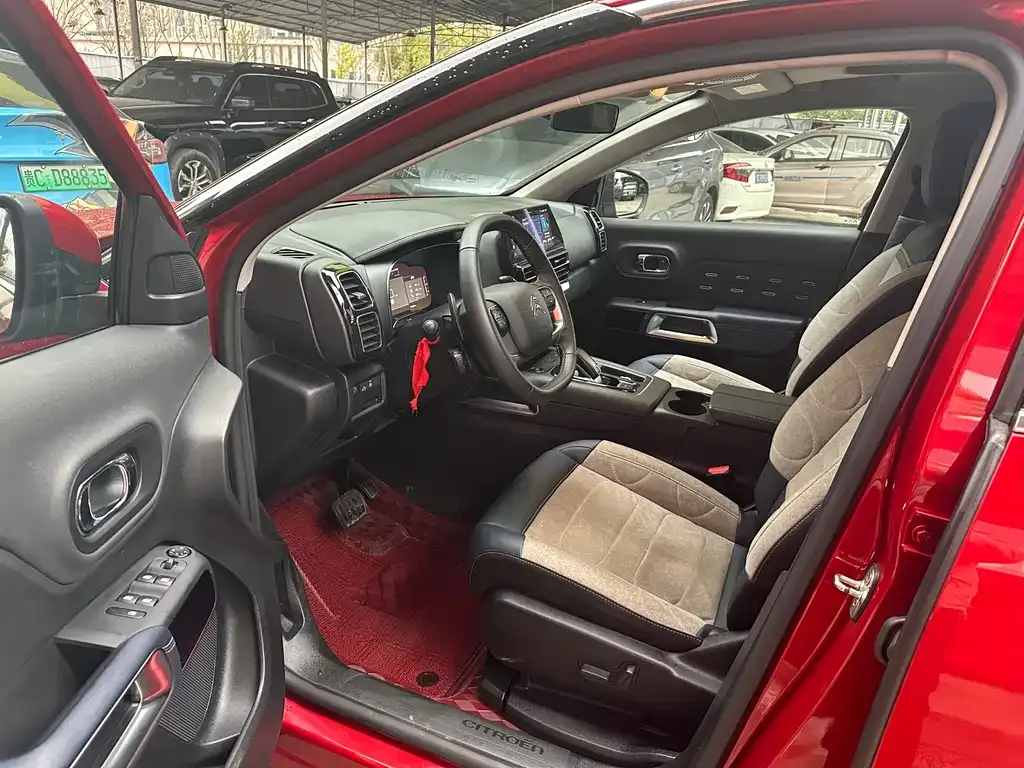 Citroen C5 AIRCROSS 2023 из CN, фото 3