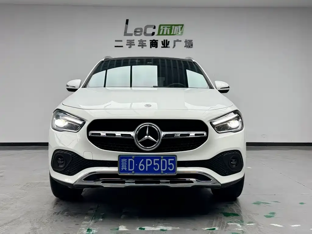 Mercedes-Benz GLA 2023 из CN, фото 2