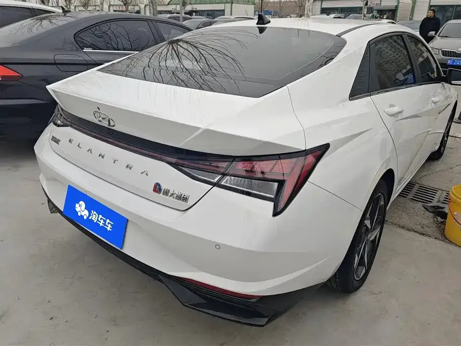 Hyundai Elantra 2022 из CN, фото 5