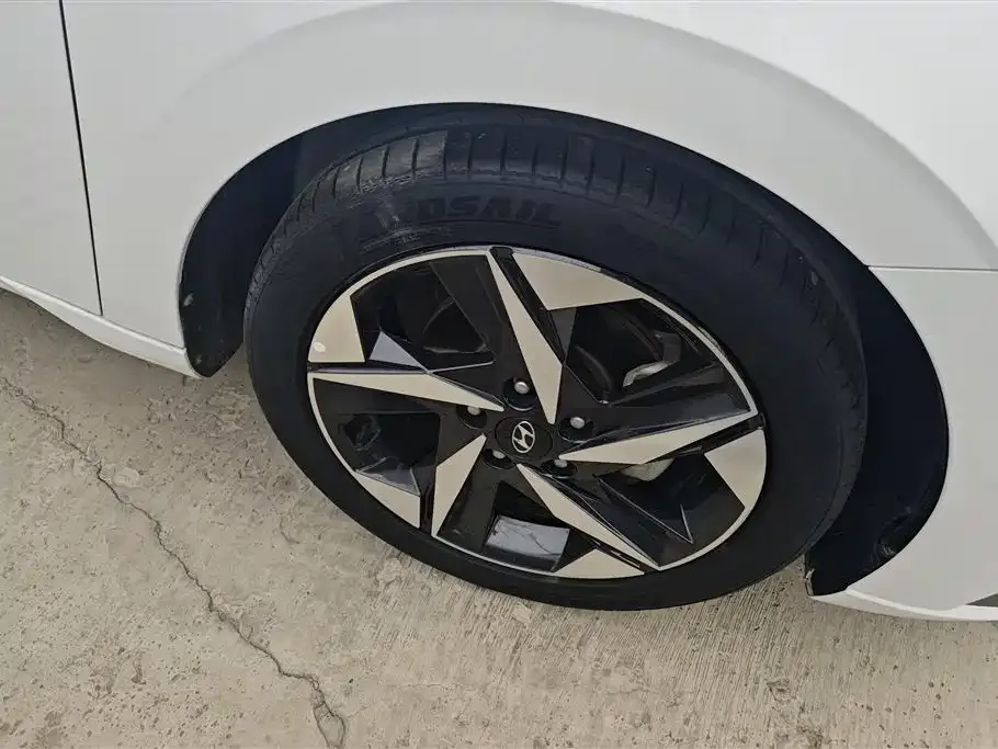 Hyundai Elantra 2022 из CN, фото 3