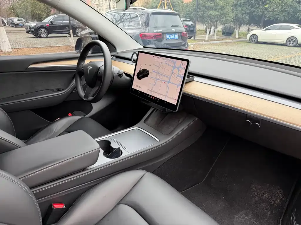 Tesla Model Y 2022 из CN, фото 2