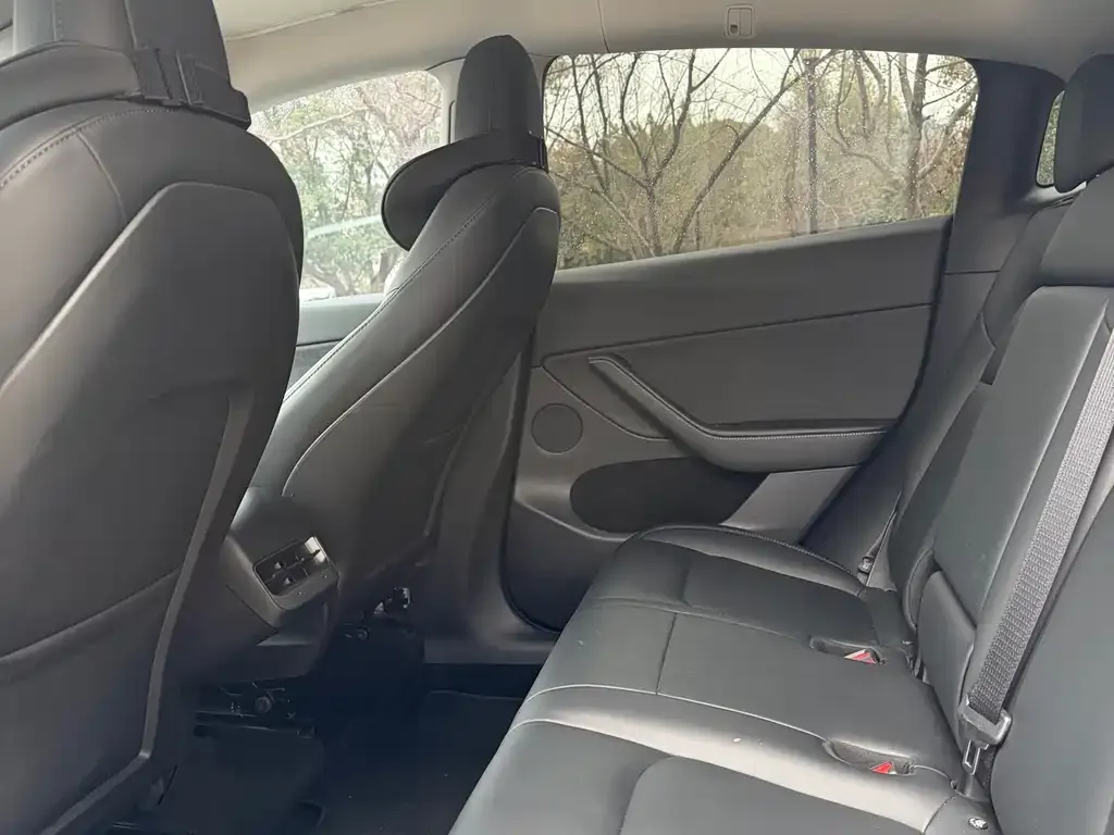 Tesla Model Y 2022 из CN, фото 7