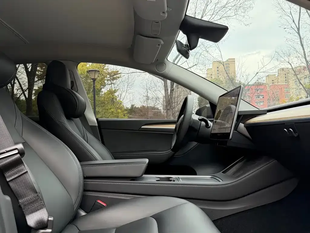 Tesla Model Y 2022 из CN, фото 8