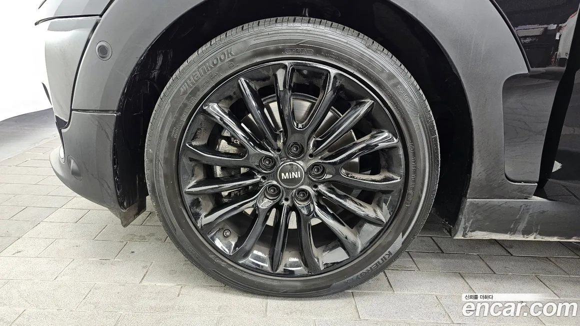 Mini Clubman 2022 из KR, фото 10