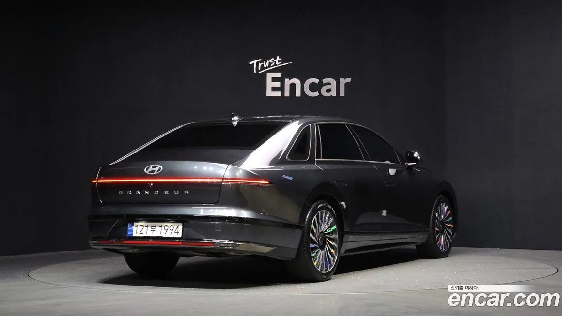 Hyundai Grandeur 2023 из KR, фото 2