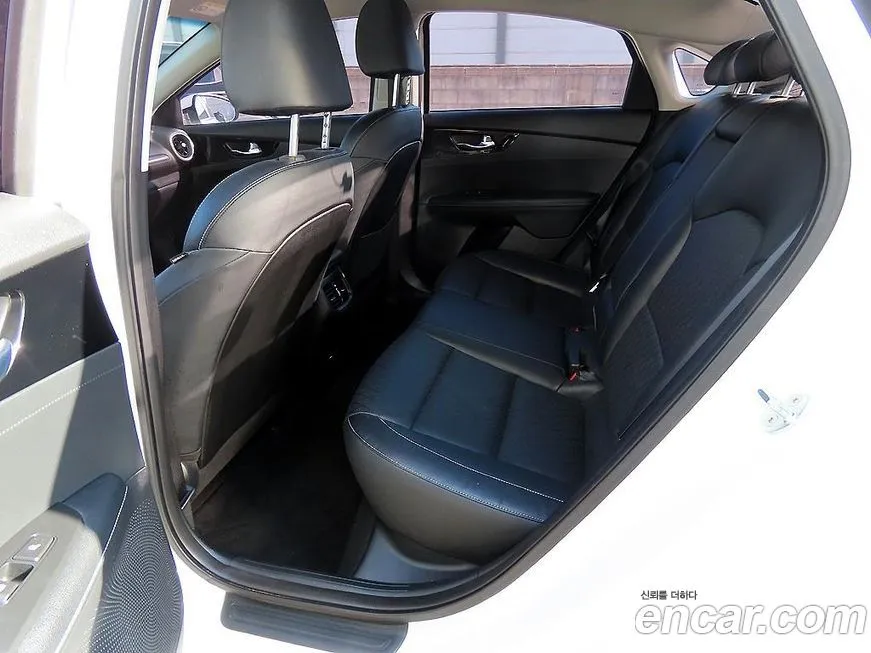 Kia K3 2022 из KR, фото 3
