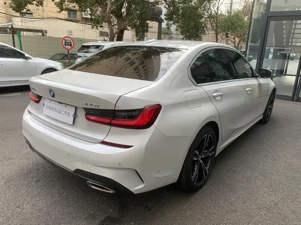BMW 3 Series 2021 из CN, фото 8