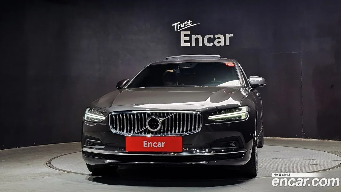 Volvo S90 2023 из KR, фото 8