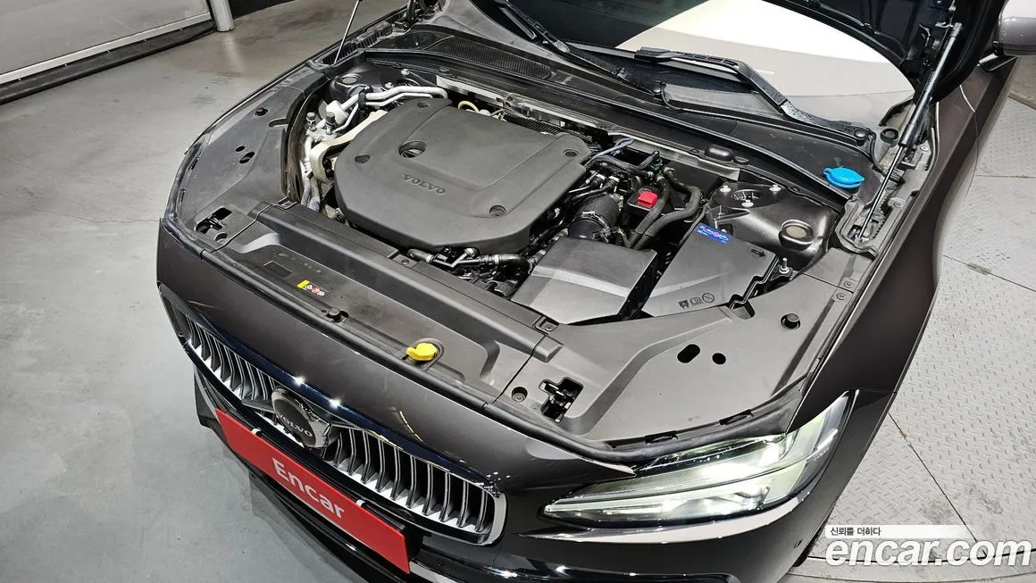 Volvo S90 2023 из KR, фото 9