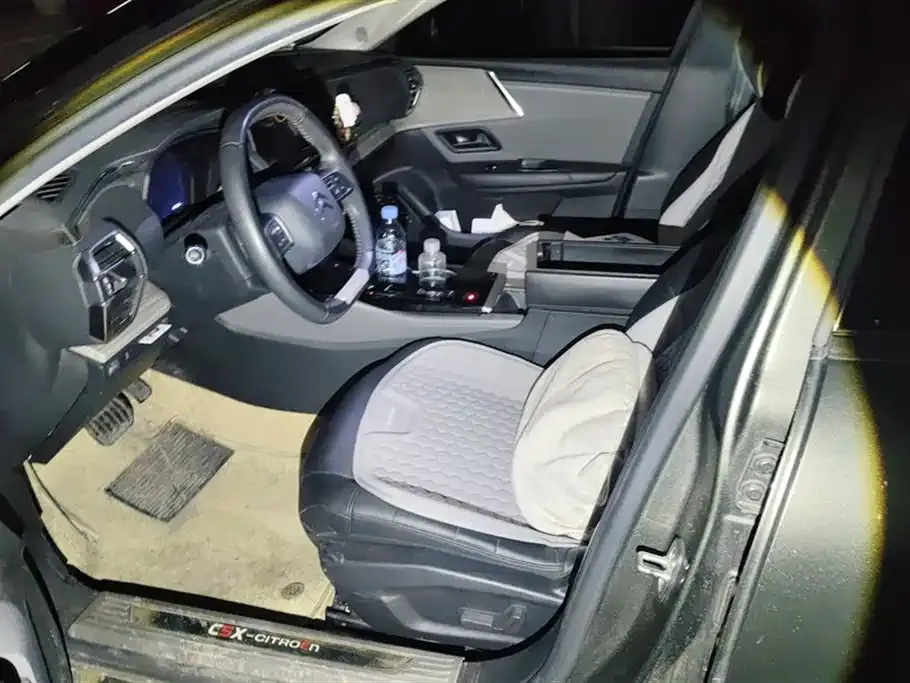 Citroen C5 X 2022 из CN, фото 10
