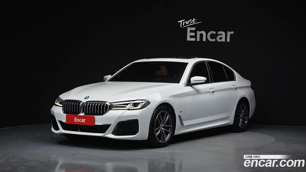 BMW 5-Series 2023 из KR, фото 1