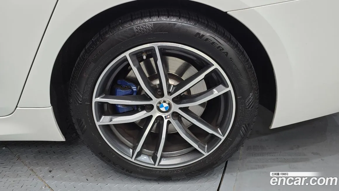 BMW 5-Series 2023 из KR, фото 9