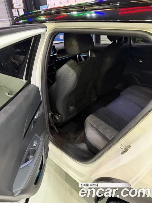 Peugeot 2008 2021 из KR, фото 2
