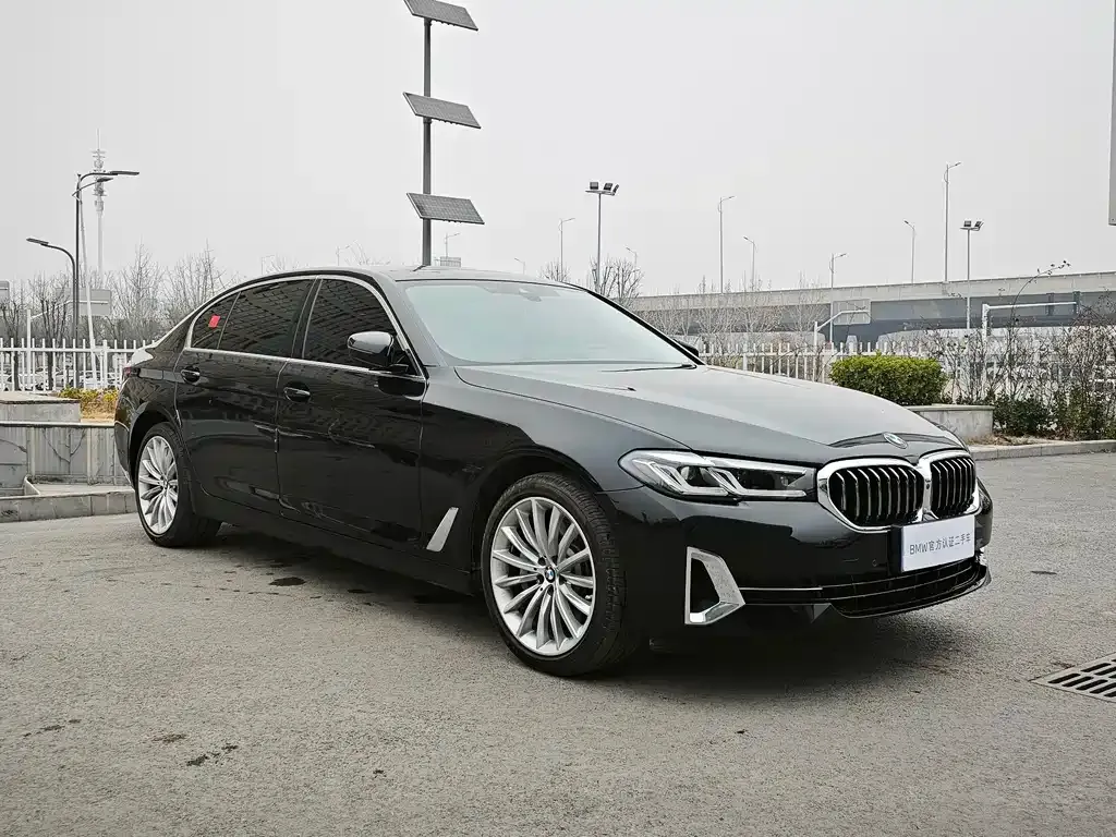 BMW 5 Series — фото 3
