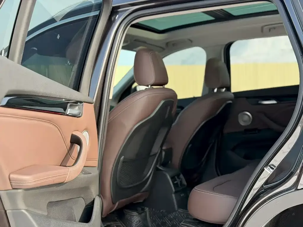 BMW X1 2023 из CN, фото 2
