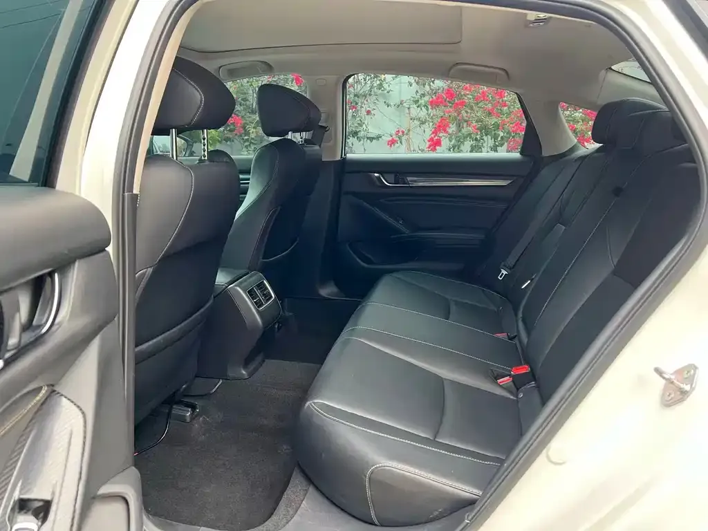 Honda Inspire 2021 из CN, фото 2