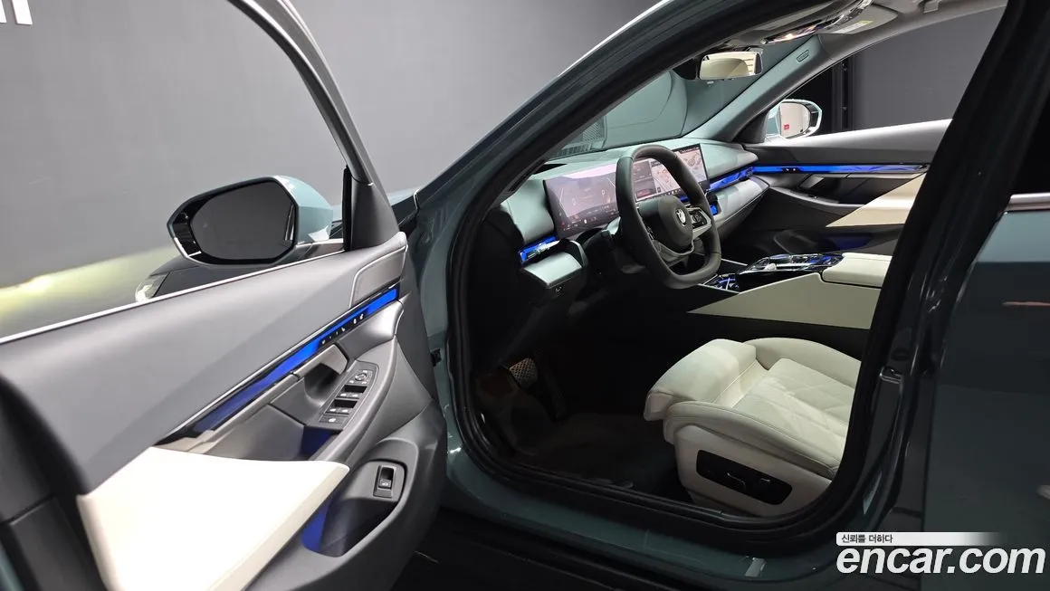 BMW 5-Series 2025 из KR, фото 6