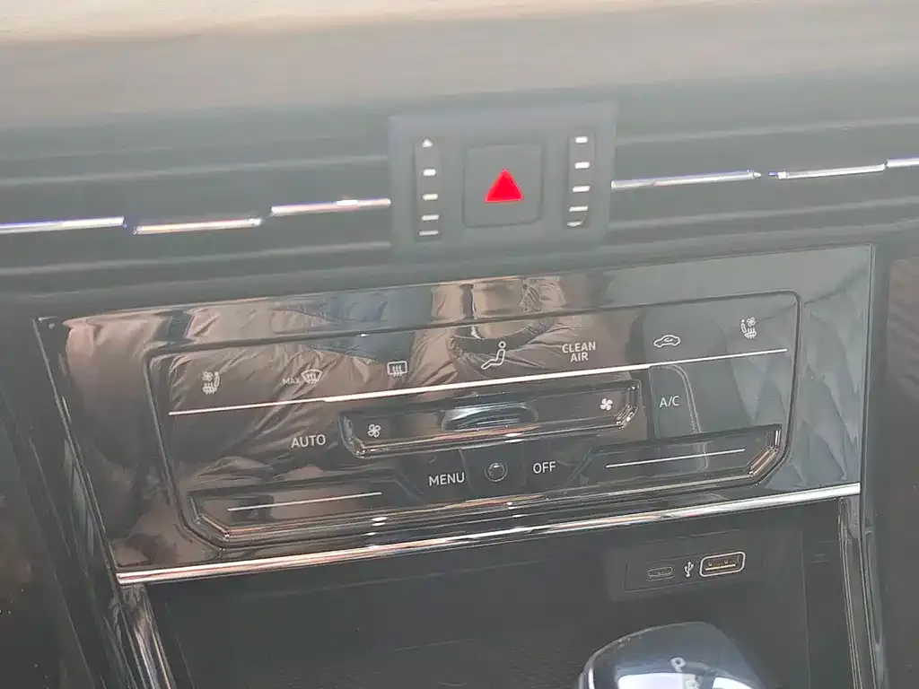 Volkswagen Passat 2021 из CN, фото 5