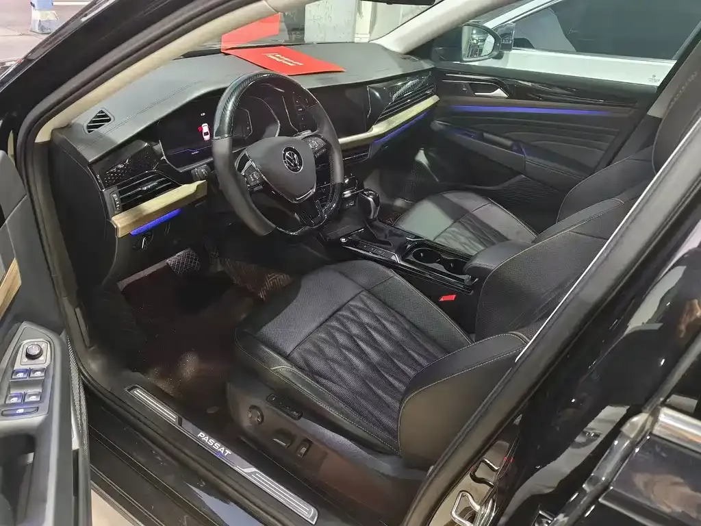 Volkswagen Passat 2021 из CN, фото 2