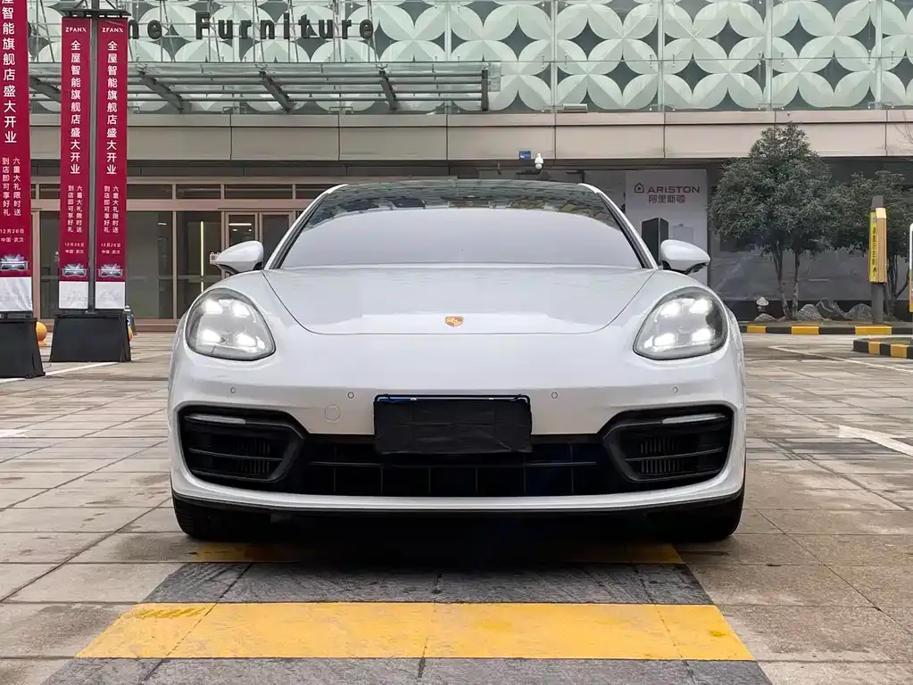 Porsche Panamera 2023 из CN, фото 1