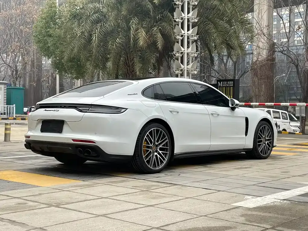Porsche Panamera 2023 из CN, фото 5