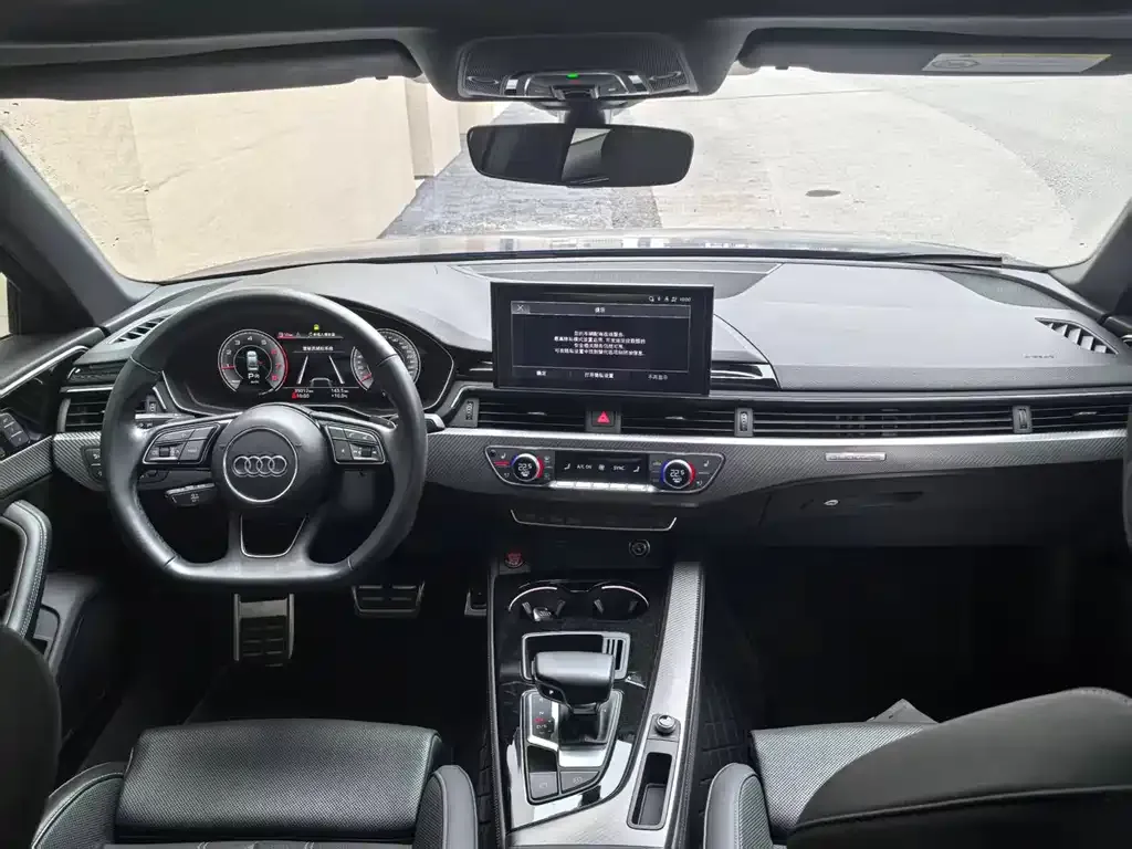 Audi A4L 2024 из CN, фото 9