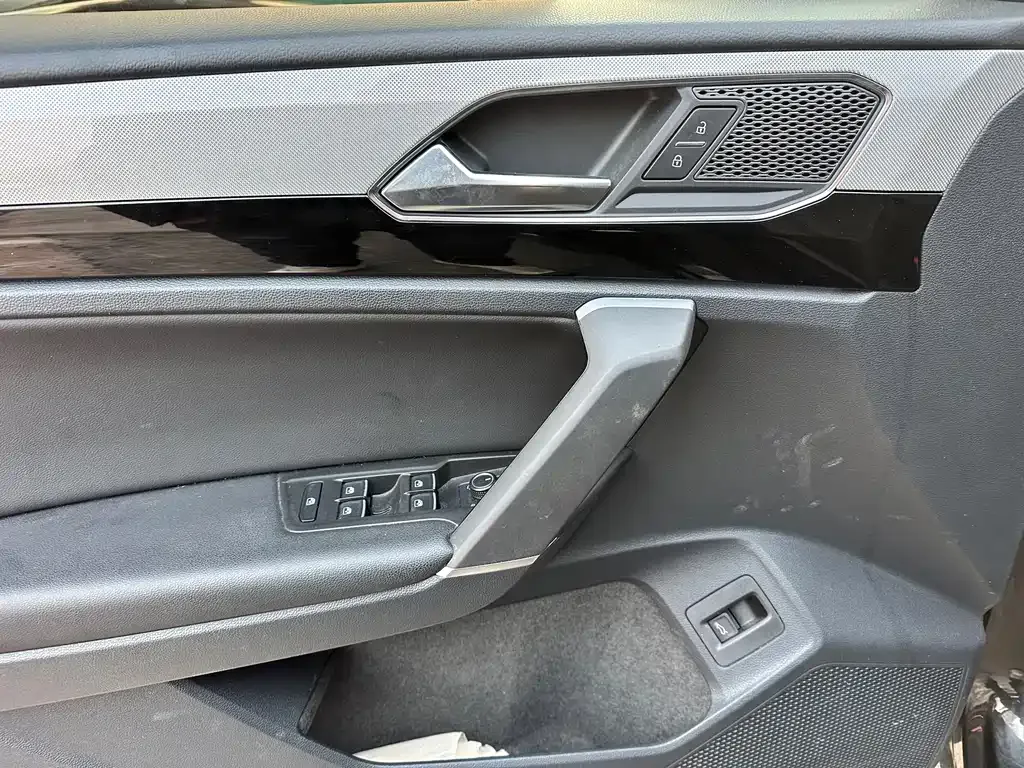 Volkswagen Tayron 2021 из CN, фото 2