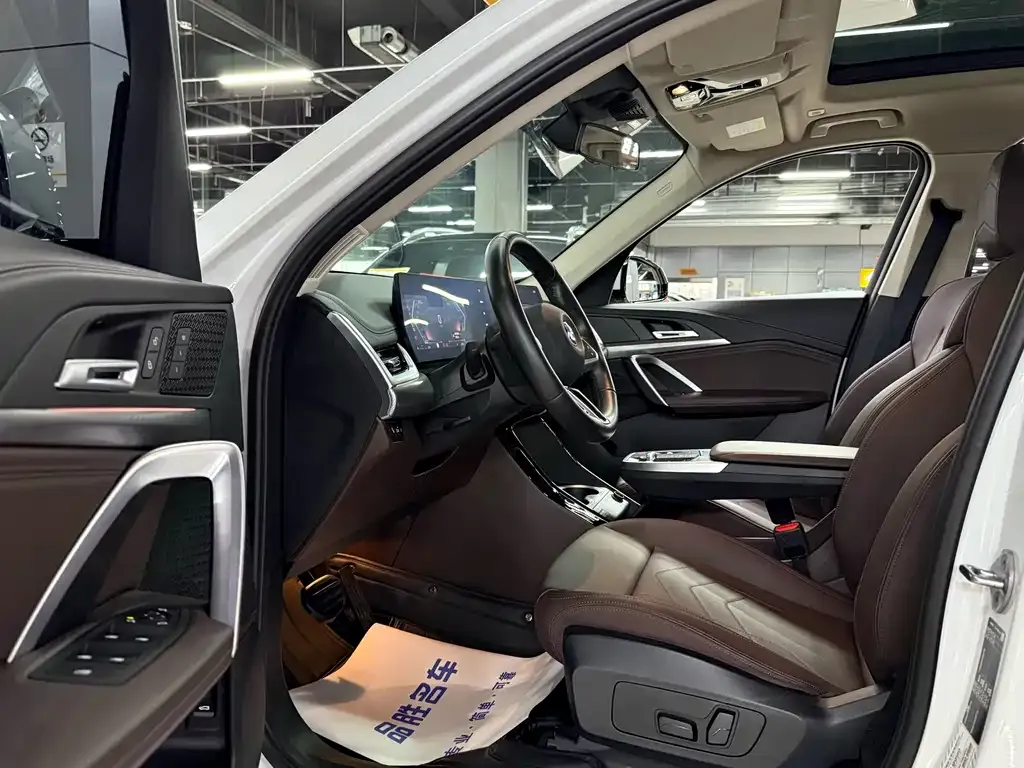 BMW X1 2024 из CN, фото 8