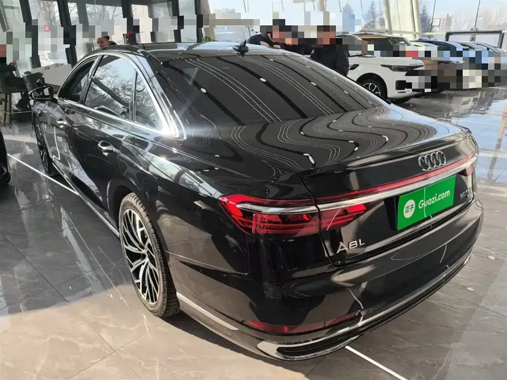 Audi A8 2023 из CN, фото 10
