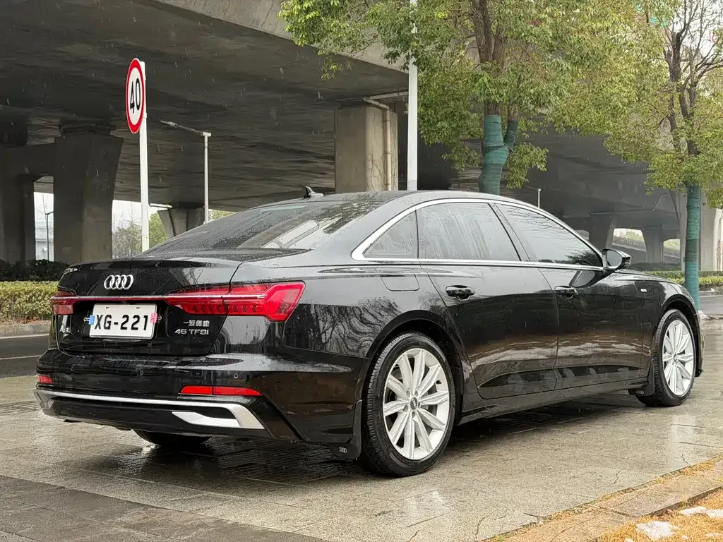 Audi A6L 2021 из CN, фото 8