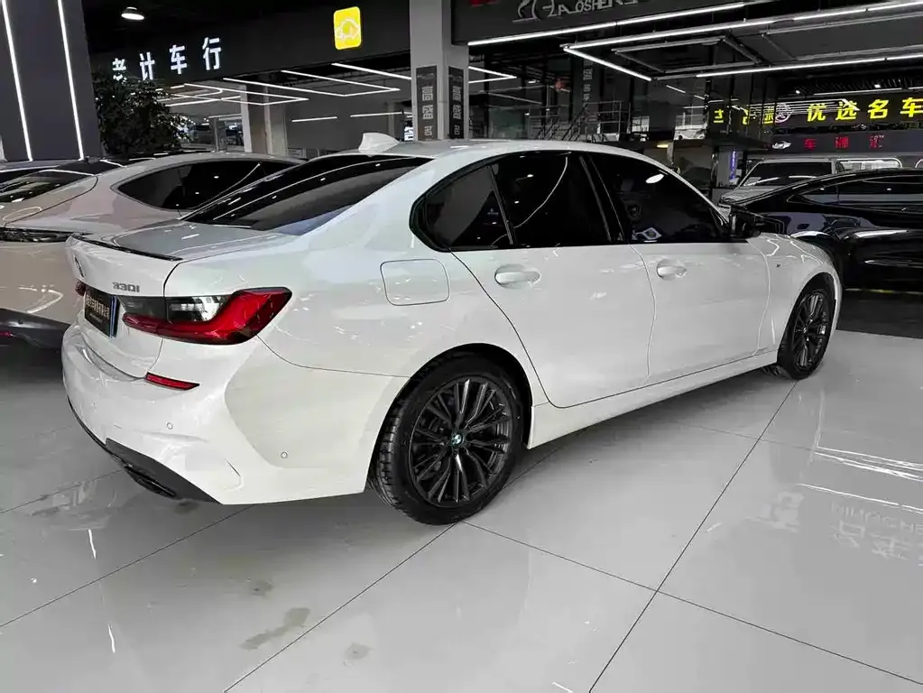BMW 3 Series 2021 из CN, фото 5