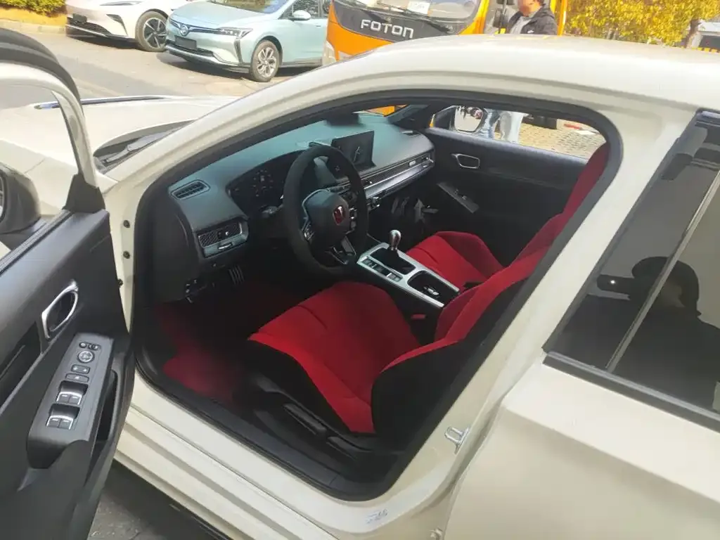 Honda Civic (Import) 2025 из CN, фото 6